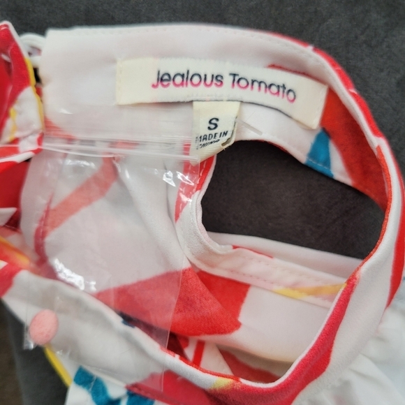 Jealous Tomato NWOT Women's Small Cold Shoulder Blouse White Tropical Floral Top - Picture 6 of 9